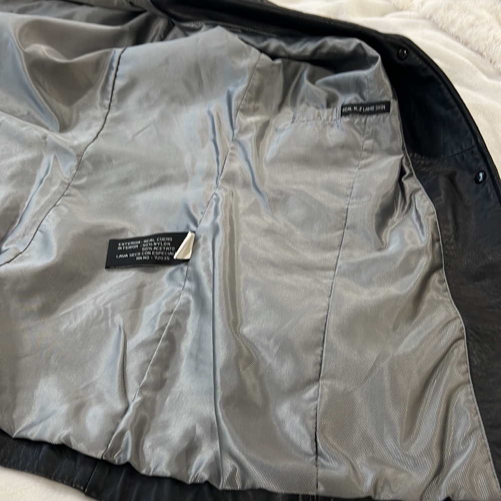 Genuine Black Leather jacket - Picture 12 of 13
